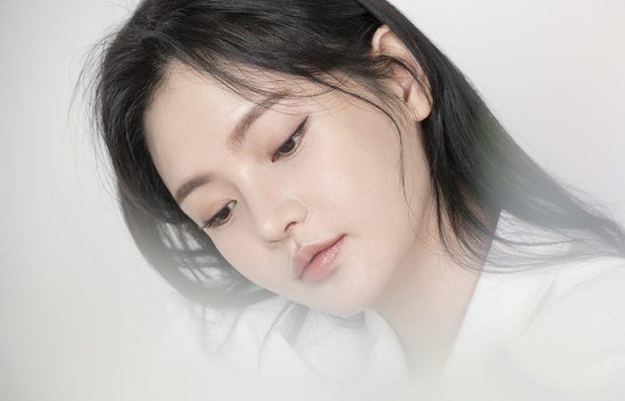 先端のテクニックで、自然な眉の毛並みを再現